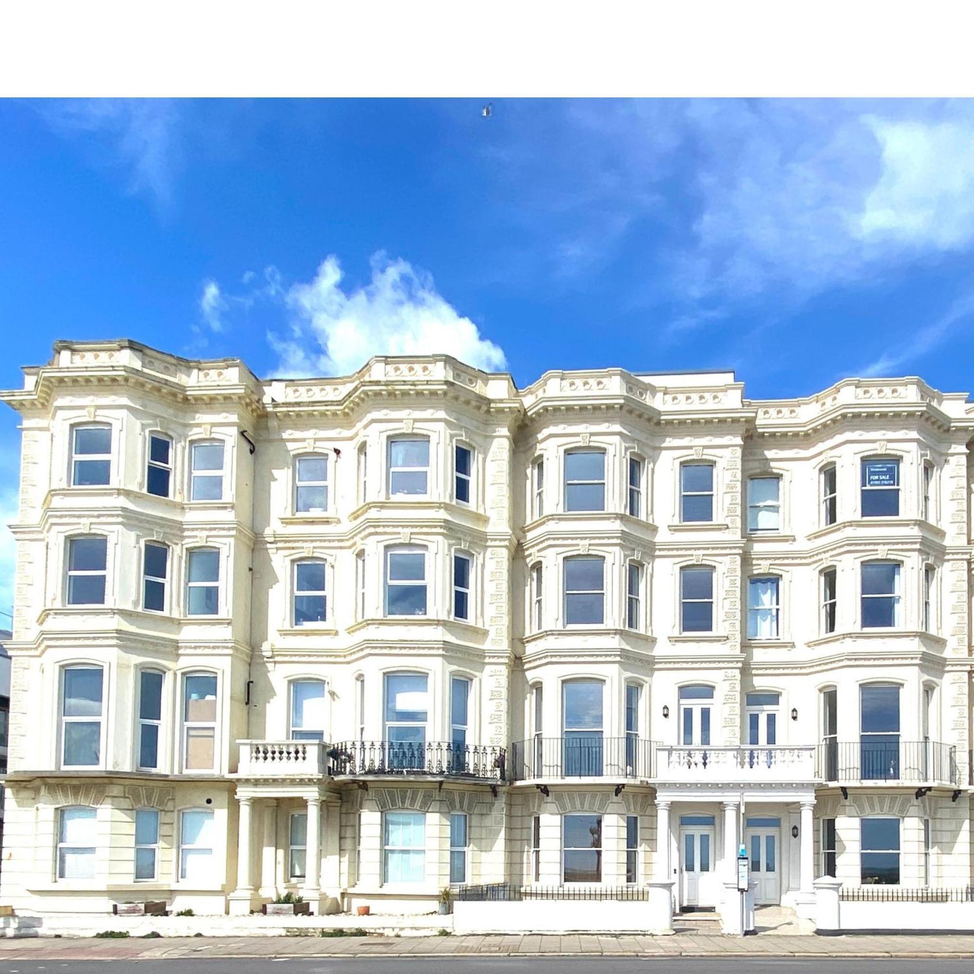 Stunning 2 Bed Apartment Sea Views And Parking Worthing Extérieur photo